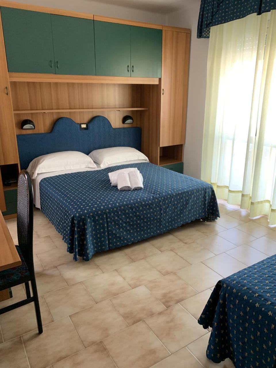 Hotel Al Capitano Caorle Exteriör bild